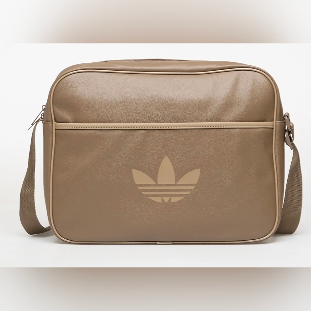 adidas Originals Airliner Trefoil Messenger Bag